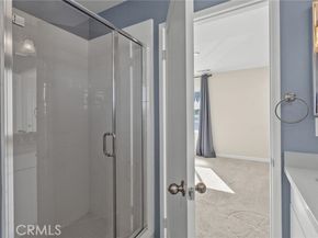 14729 Sherman Way, Van Nuys (los Angeles) CA 91405