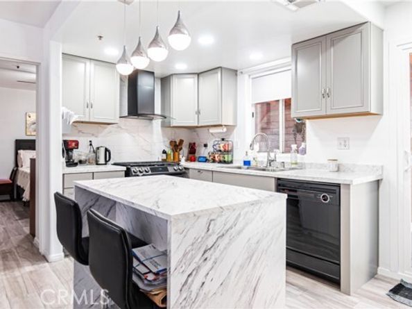 12120 Terra Bella St # 4, Pacoima (los Angeles) CA 91331