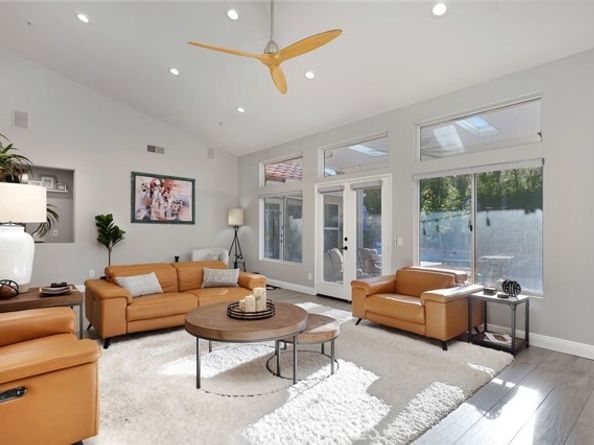 24632 Stagg Street, West Hills (los Angeles) CA 91304