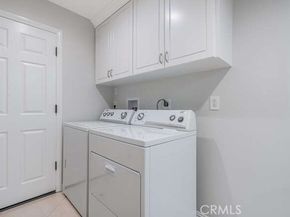 3325 Alginet, Encino (los Angeles) CA 91436