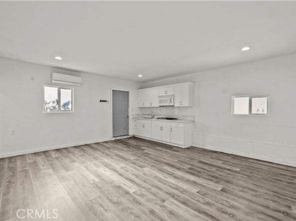 6556 Satsuma, North Hollywood (los Angeles) CA 91606