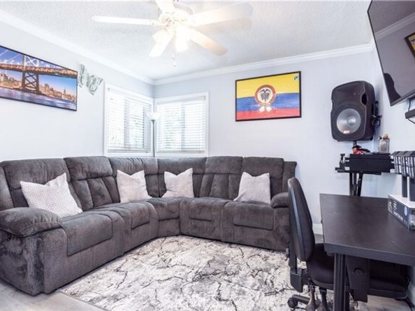 7306 Jumilla Avenue, Winnetka (los Angeles) CA 91306