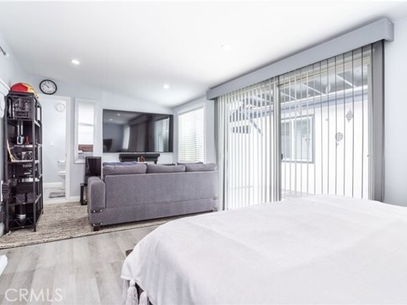 7306 Jumilla Avenue, Winnetka (los Angeles) CA 91306