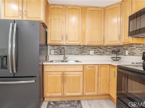 7306 Jumilla Avenue, Winnetka (los Angeles) CA 91306
