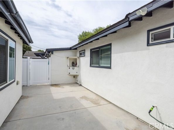 7306 Jumilla Avenue, Winnetka (los Angeles) CA 91306