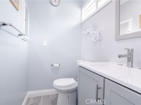 7306 Jumilla Avenue, Winnetka (los Angeles) CA 91306