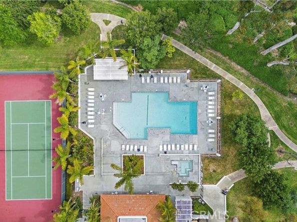 21072 Paseo Verdura, Lake Forest (el Toro) CA 92630