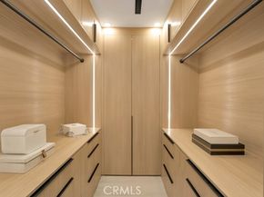 11107 Kling Street, North Hollywood (los Angeles) CA 91602