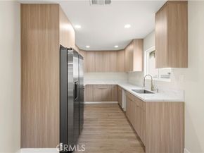 8028 Coldwater Canyon Avenue, North Hollywood (los Angeles) CA 91605