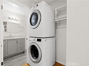 11138 Aqua Vista 55, North Hollywood (los Angeles) CA 91602