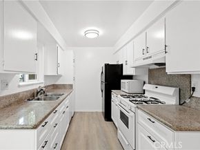 11138 Aqua Vista 55, North Hollywood (los Angeles) CA 91602