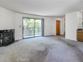 13203 Vanowen Street 8, North Hollywood (los Angeles) CA 91605