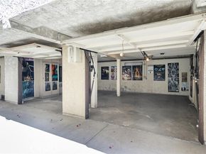 13203 Vanowen Street 8, North Hollywood (los Angeles) CA 91605