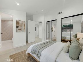 20528 Hamlin Street, Winnetka (los Angeles) CA 91306