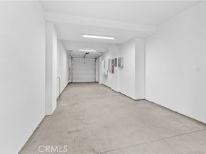 9423 N Sepulveda Blvd. 3, North Hills (los Angeles) CA 91343