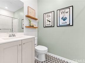 9423 N Sepulveda Blvd. 3, North Hills (los Angeles) CA 91343