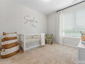 9423 N Sepulveda Blvd. 3, North Hills (los Angeles) CA 91343