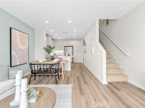 9423 N Sepulveda Blvd. 3, North Hills (los Angeles) CA 91343