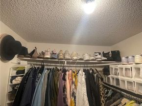 8221 Langdon 204, Van Nuys (los Angeles) CA 91406