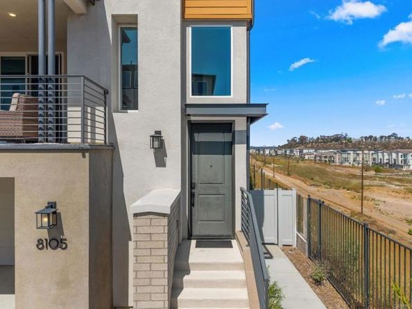 8105 Rose Quartz Circle, San Diego CA 92126