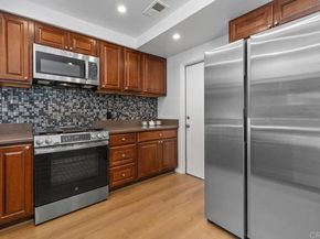 2345 Worden Street, San Diego CA 92107