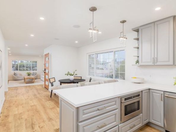 1674 Evergreen Street, San Diego CA 92106