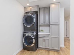 1674 Evergreen Street, San Diego CA 92106