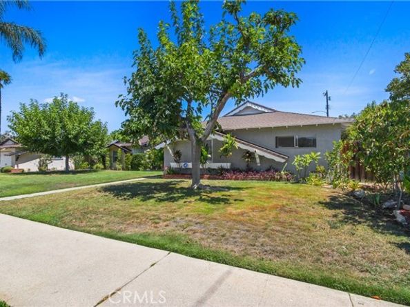 10130 Gerald Avenue, North Hills (los Angeles) CA 91343