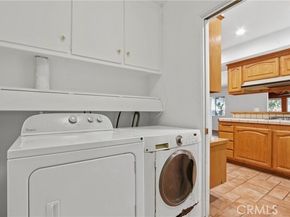 10130 Gerald Avenue, North Hills (los Angeles) CA 91343