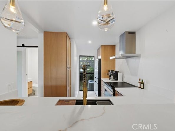 8103 Marina Pacifica, Long Beach CA 90803