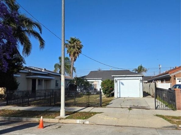 1610 Broad Avenue, Wilmington (los Angeles) CA 90744