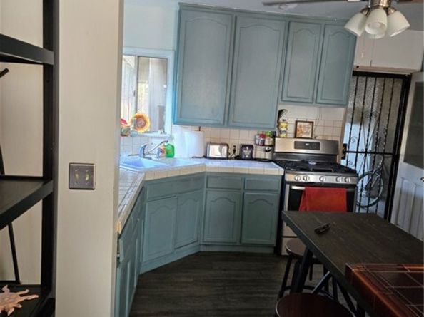 1610 Broad Avenue, Wilmington (los Angeles) CA 90744