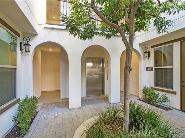 422 Maravilla Lane, Brea CA 92823