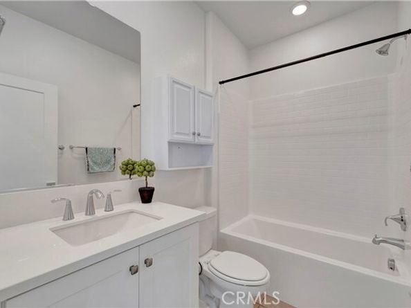 207 Denali, Lake Forest (el Toro) CA 92630