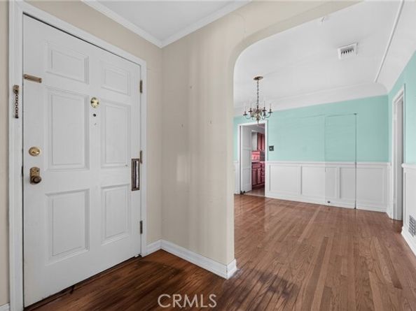 2201 E Glenoaks, Glendale CA 91206