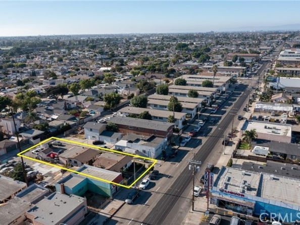 1011 N Wilmington Boulevard, Wilmington (los Angeles) CA 90744
