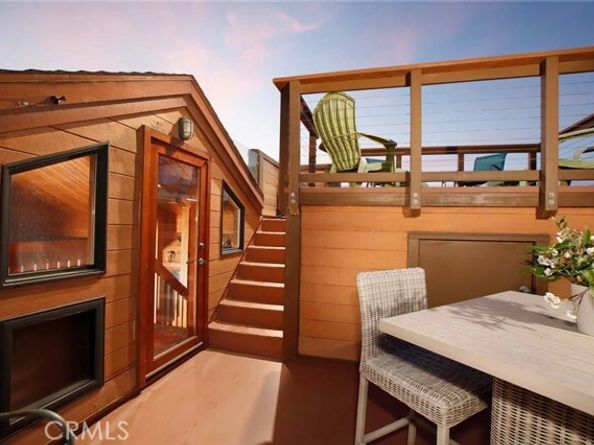 6 B Surfside, Surfside (seal Beach) CA 90743