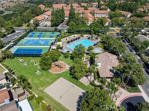 28762 Vista Aliso Road, Lake Forest (el Toro) CA 92679