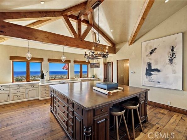 25 San Mateo Way, Corona Del Mar (newport Beach) CA 92625