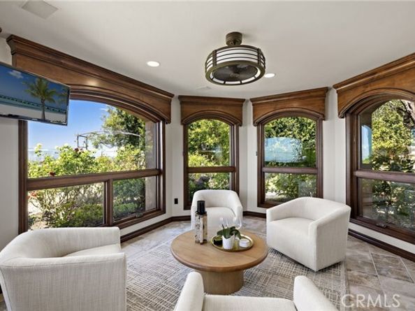 25 San Mateo Way, Corona Del Mar (newport Beach) CA 92625