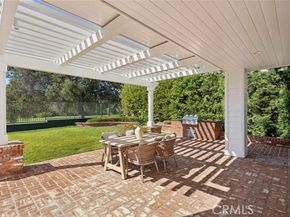 15 Canada Oaks, Laguna Hills CA 92679