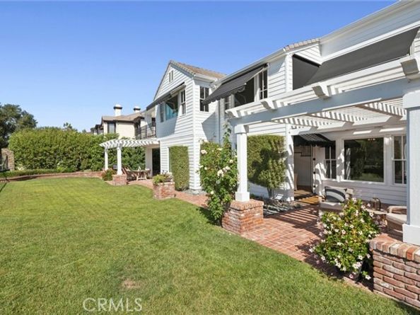 15 Canada Oaks, Laguna Hills CA 92679