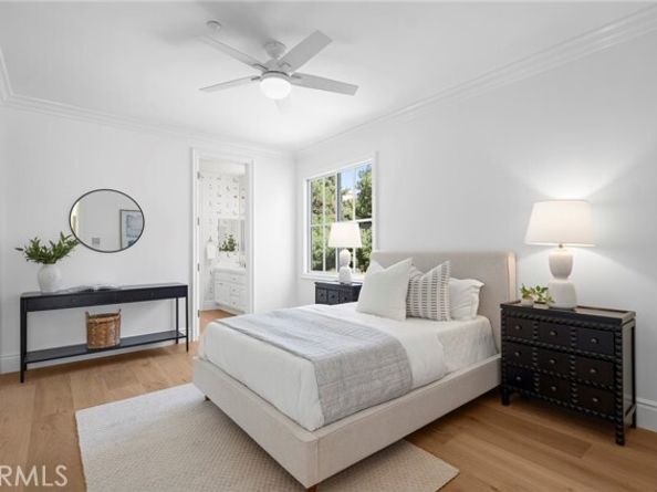 15 Canada Oaks, Laguna Hills CA 92679