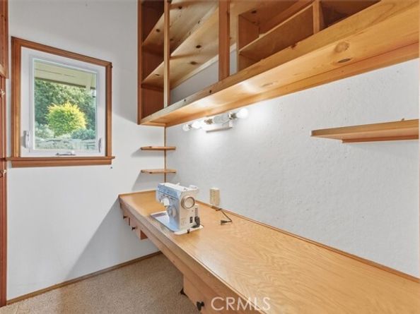 22050 Independencia Street, Woodland Hills (los Angeles) CA 91364