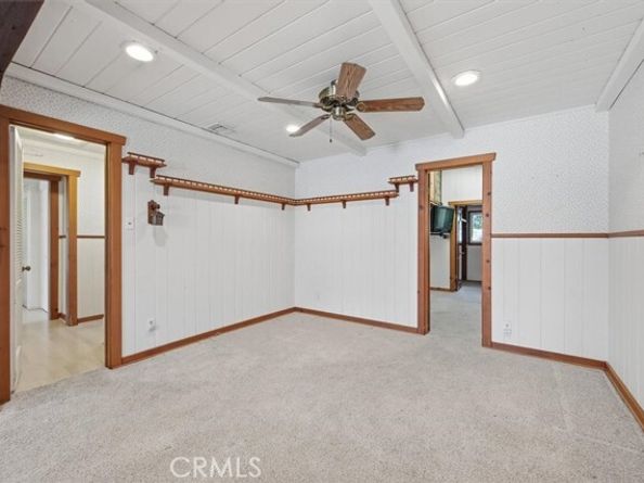 22050 Independencia Street, Woodland Hills (los Angeles) CA 91364