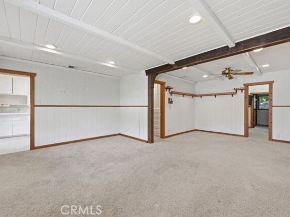 22050 Independencia Street, Woodland Hills (los Angeles) CA 91364