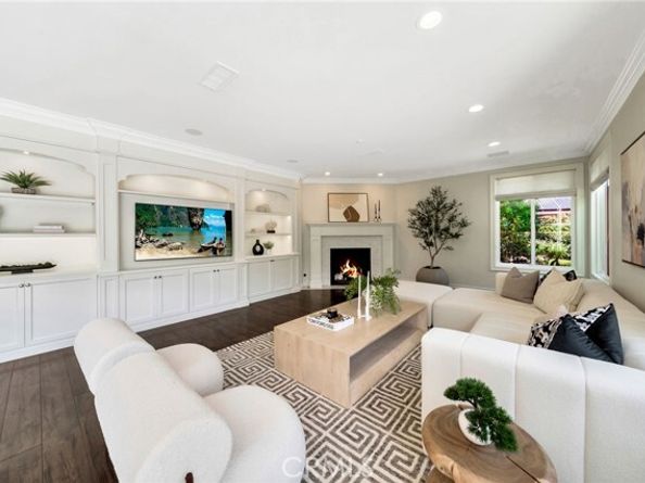 106 Panorama, Laguna Hills CA 92679