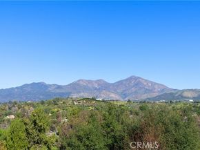 31821 Via Pato, Laguna Hills CA 92679