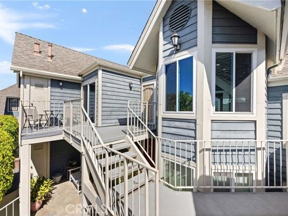 810 Baker 210, Costa Mesa CA 92626