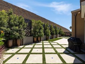 3017 Viejo Ridge North Drive, Lake Forest (el Toro) CA 92679